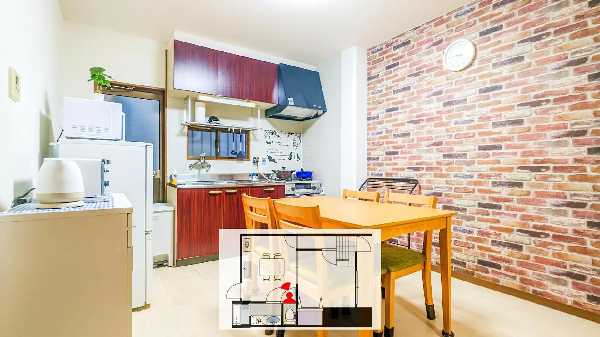 1 Tatami Bedroom With Famicon&Dining Kitchen, Doumotengachaya Dt01 Osaka Apartment